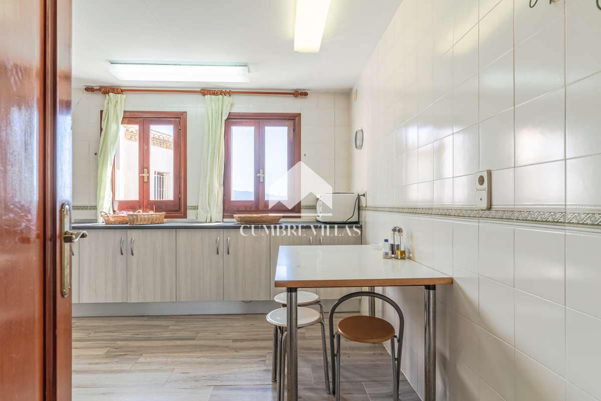 11 slaapkamer Villa te koop in Salobrena met zwembad - € 2.495.000 (Ref: 7149341)