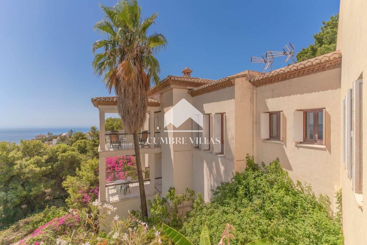 11 slaapkamer Villa te koop in Salobrena met zwembad - € 2.495.000 (Ref: 7149341)