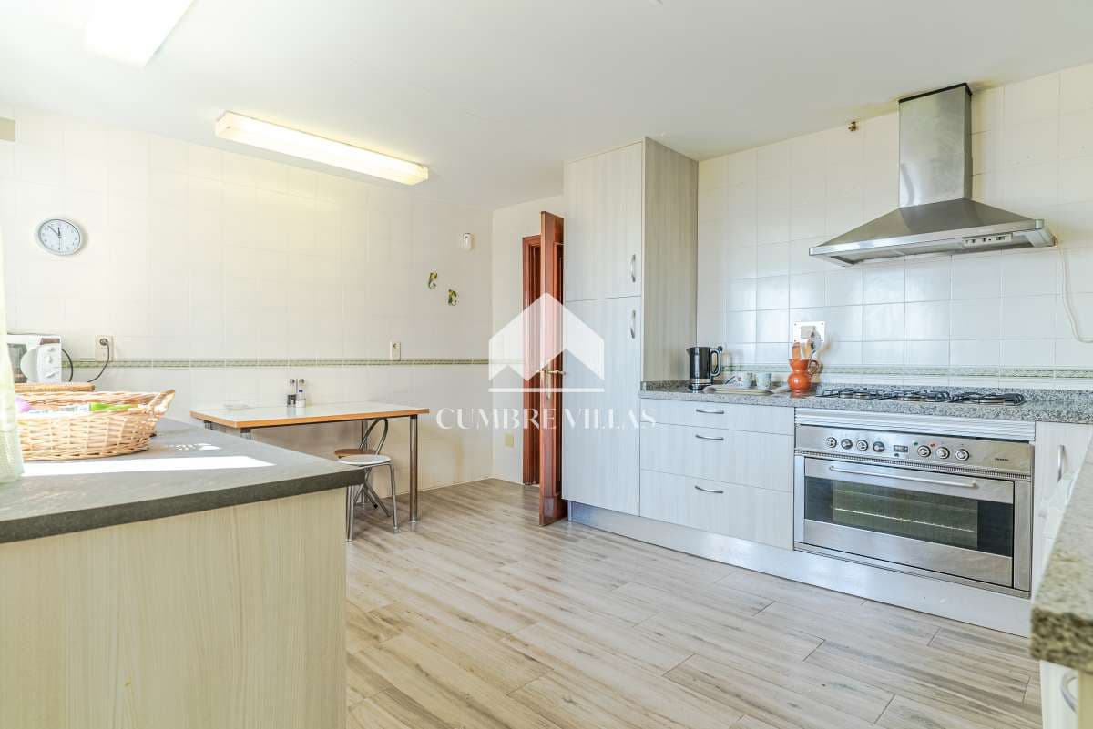 11 slaapkamer Villa te koop in Salobrena met zwembad - € 2.495.000 (Ref: 7149341)