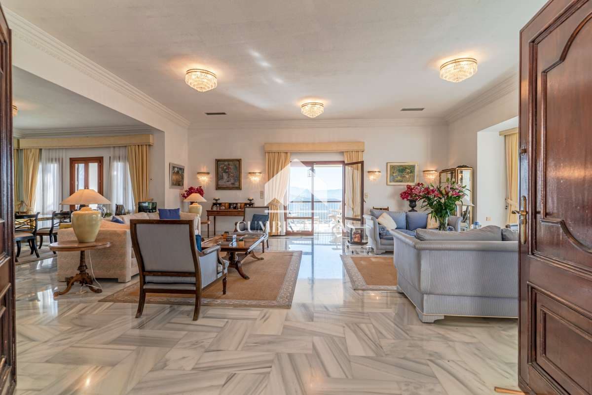 11 slaapkamer Villa te koop in Salobrena met zwembad - € 2.495.000 (Ref: 7149341)