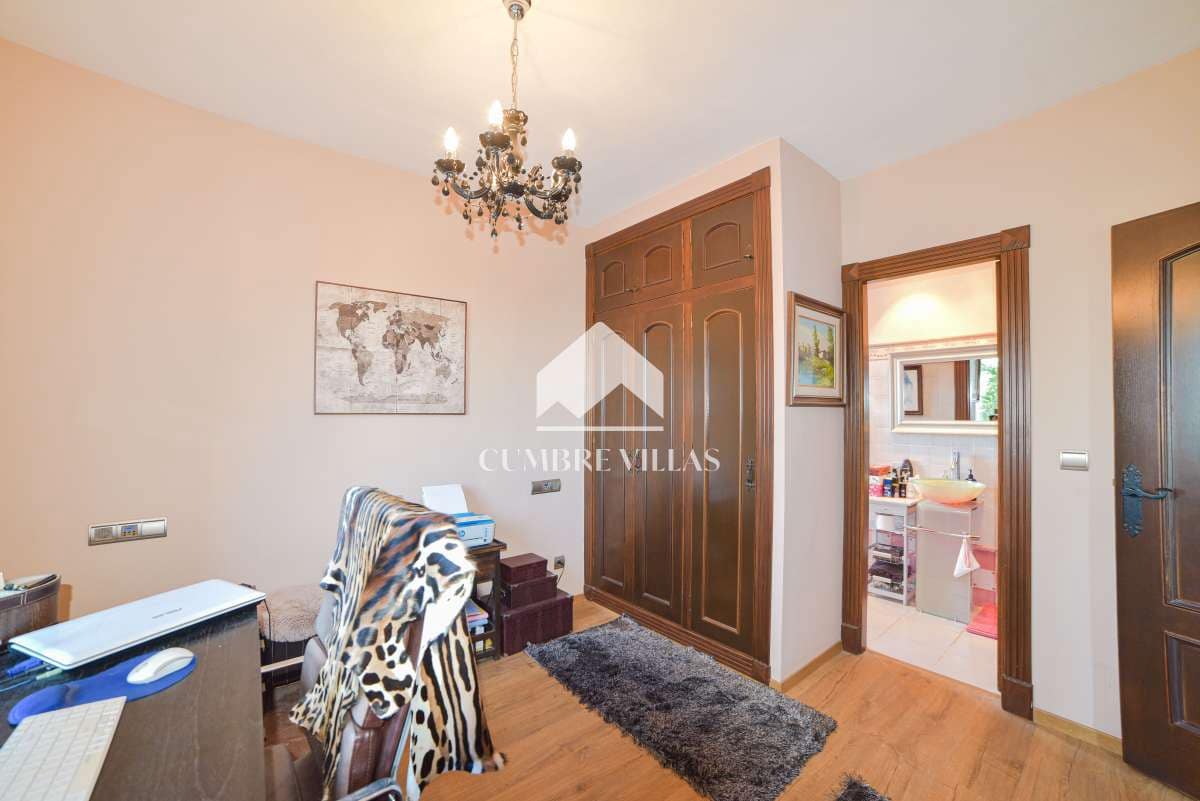 6 soveværelse Villa til salg i Salobrena med swimmingpool garage - € 1.189.000 (Ref: 7284803)