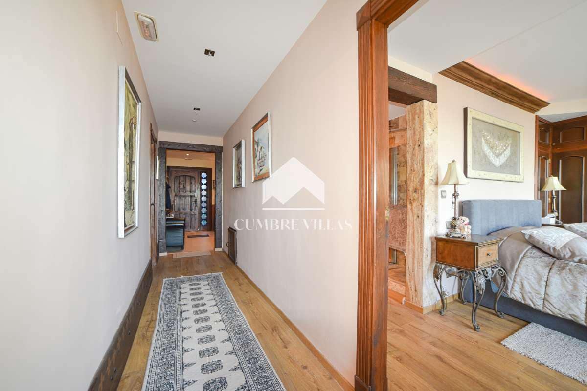 6 soveværelse Villa til salg i Salobrena med swimmingpool garage - € 1.189.000 (Ref: 7284803)