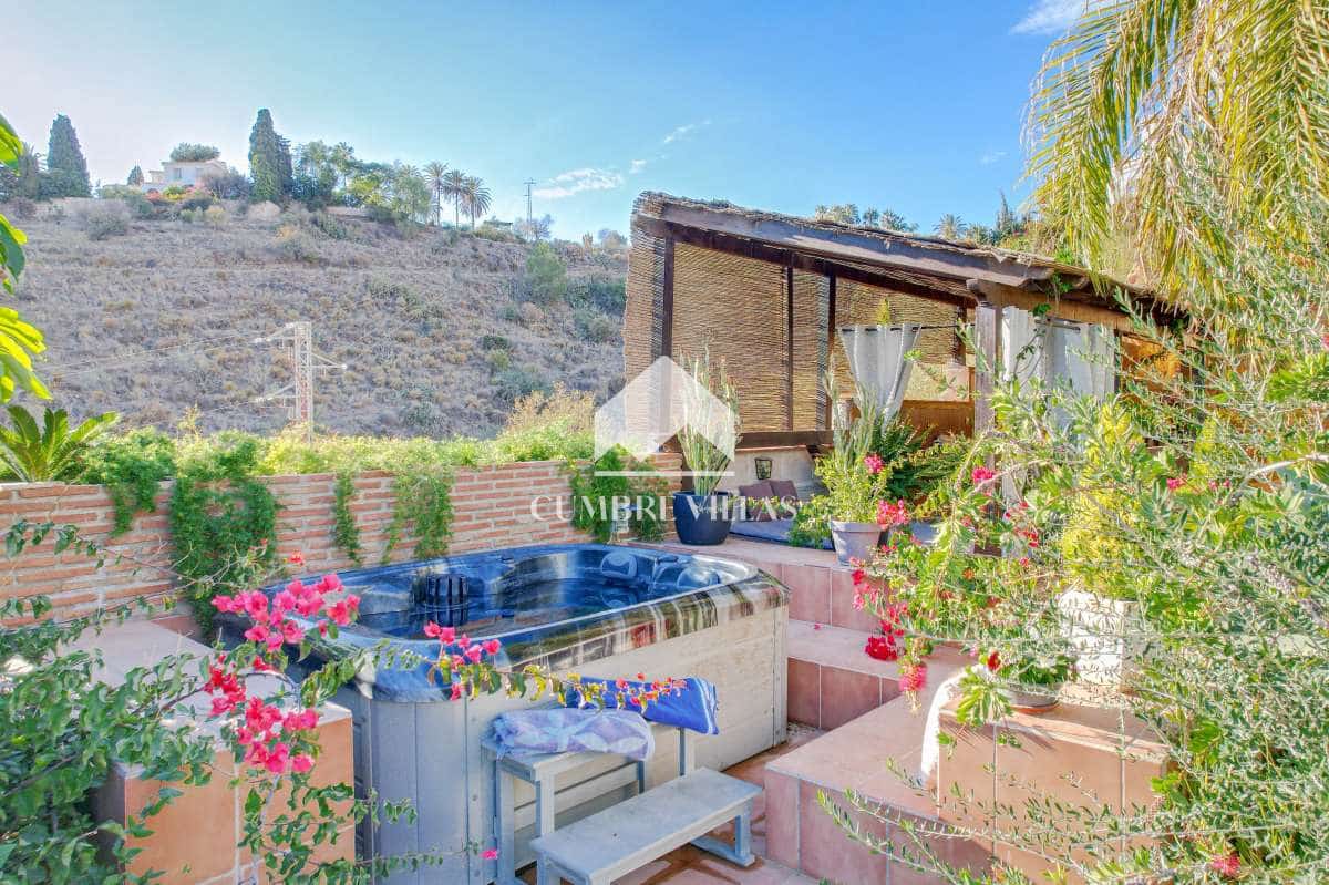 6 soveværelse Villa til salg i Salobrena med swimmingpool garage - € 1.189.000 (Ref: 7284803)