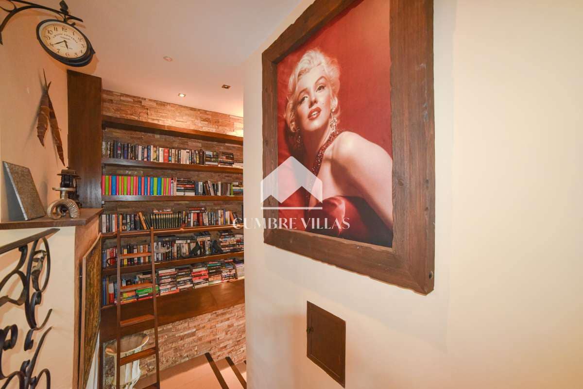 6 soveværelse Villa til salg i Salobrena med swimmingpool garage - € 1.189.000 (Ref: 7284803)