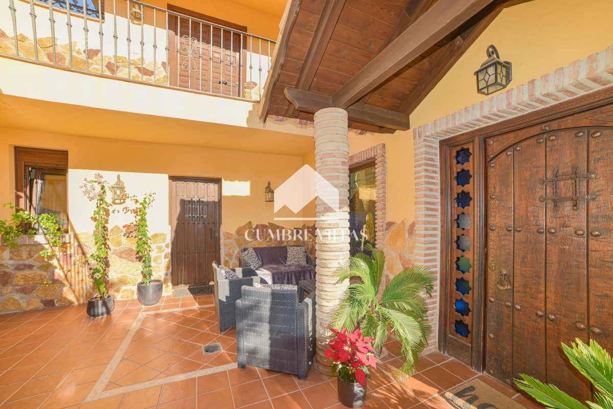 6 soveværelse Villa til salg i Salobrena med swimmingpool garage - € 1.189.000 (Ref: 7284803)