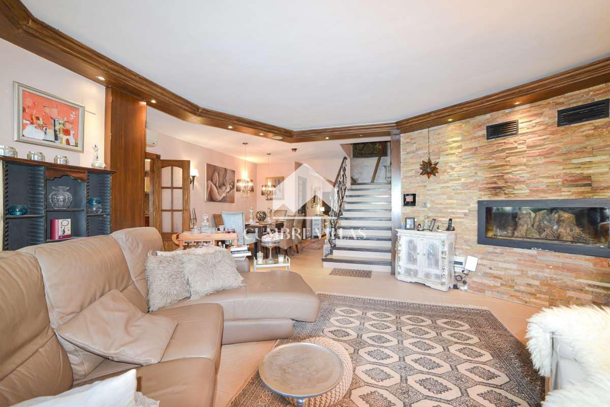 6 soveværelse Villa til salg i Salobrena med swimmingpool garage - € 1.189.000 (Ref: 7284803)