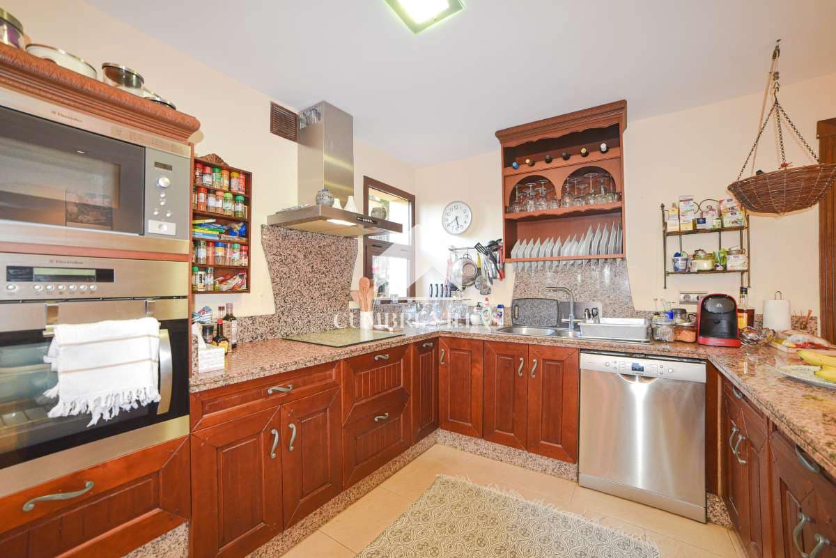 6 soveværelse Villa til salg i Salobrena med swimmingpool garage - € 1.189.000 (Ref: 7284803)