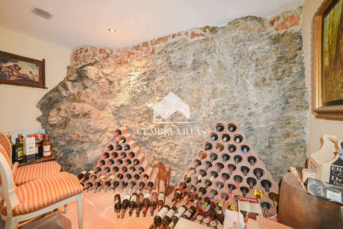 6 soveværelse Villa til salg i Salobrena med swimmingpool garage - € 1.189.000 (Ref: 7284803)