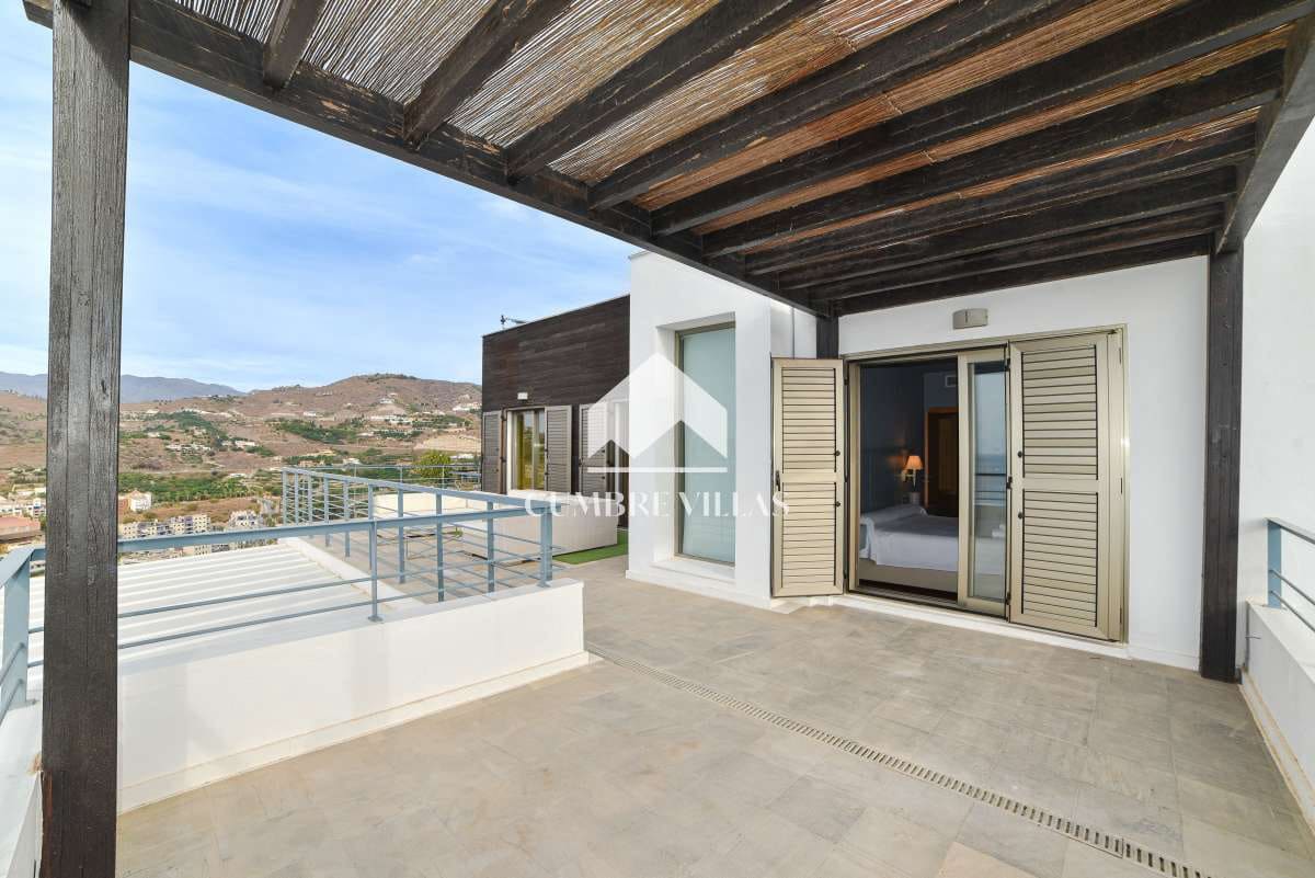 4 slaapkamer Villa te koop in Almunecar met zwembad - € 1.100.000 (Ref: 7290013)