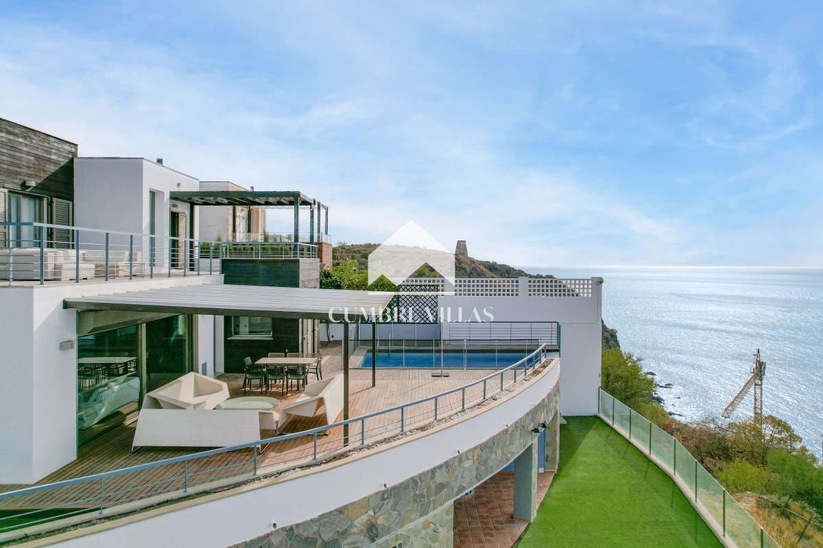 4 slaapkamer Villa te koop in Almunecar met zwembad - € 1.100.000 (Ref: 7290013)