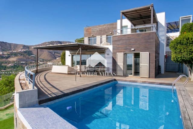 4 Zimmer Villa zu verkaufen in Almuñécar mit Pool Garage - 875.000 € (Ref: 7290013)