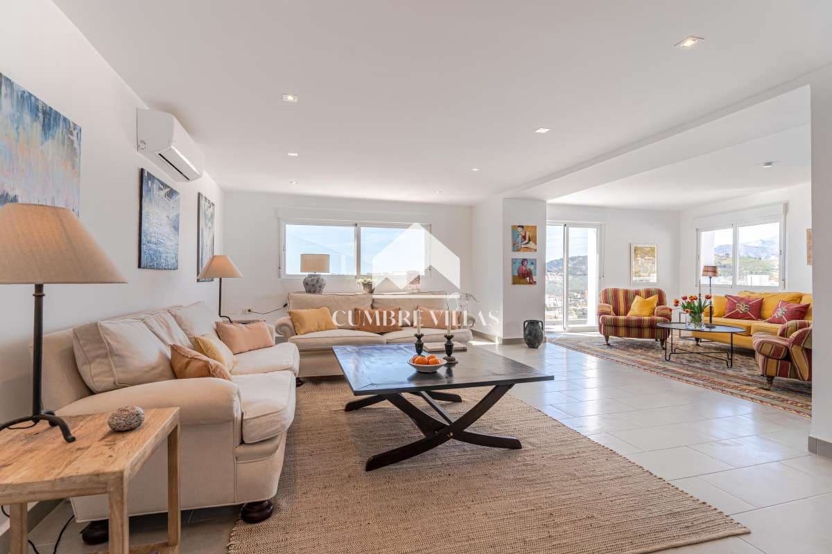 3 slaapkamer Villa te koop in Almunecar met zwembad garage - € 675.000 (Ref: 7450410)