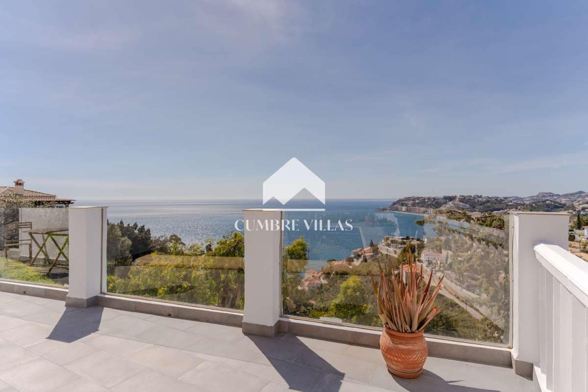 3 slaapkamer Villa te koop in Almunecar met zwembad garage - € 675.000 (Ref: 7450410)