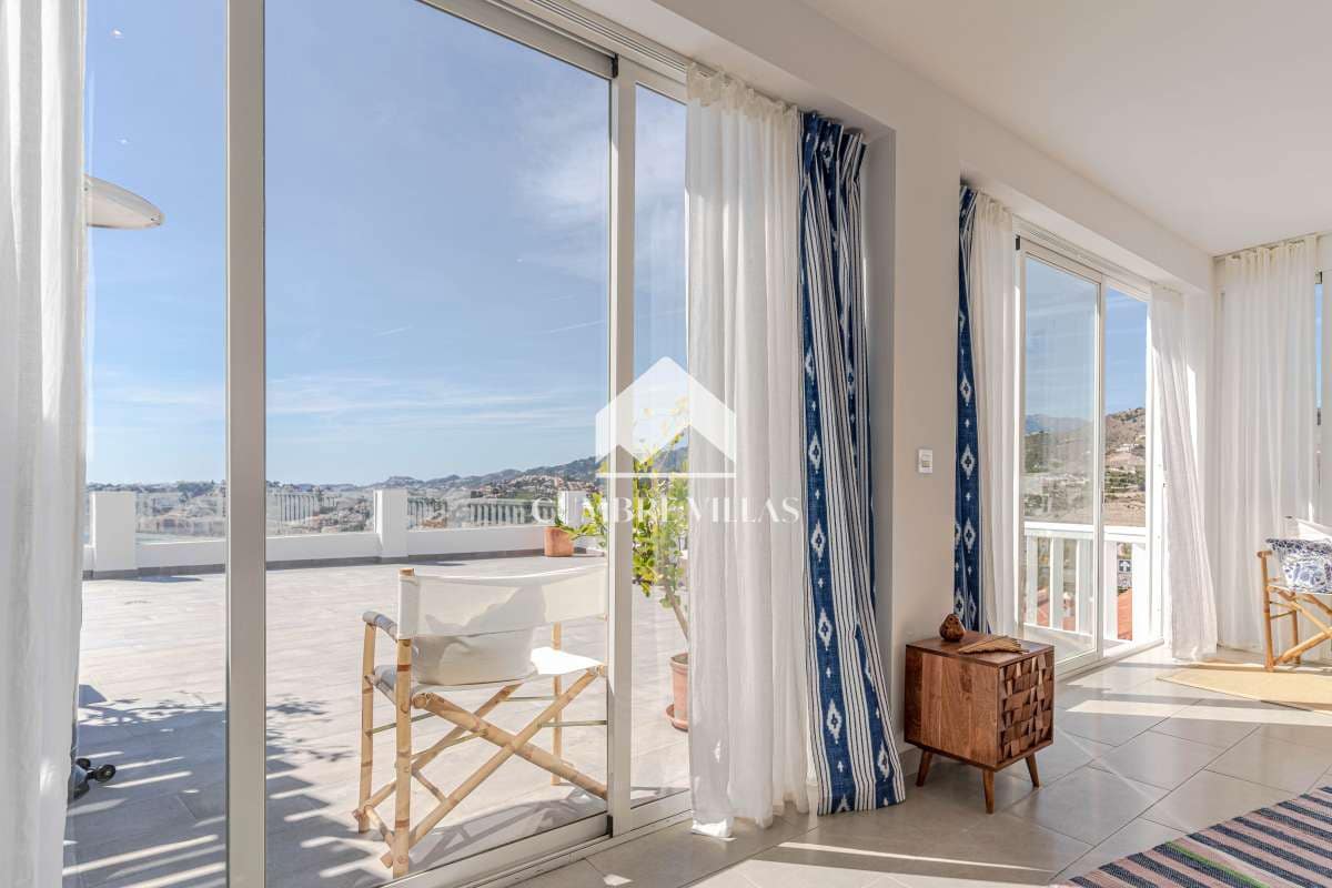 3 slaapkamer Villa te koop in Almunecar met zwembad garage - € 675.000 (Ref: 7450410)