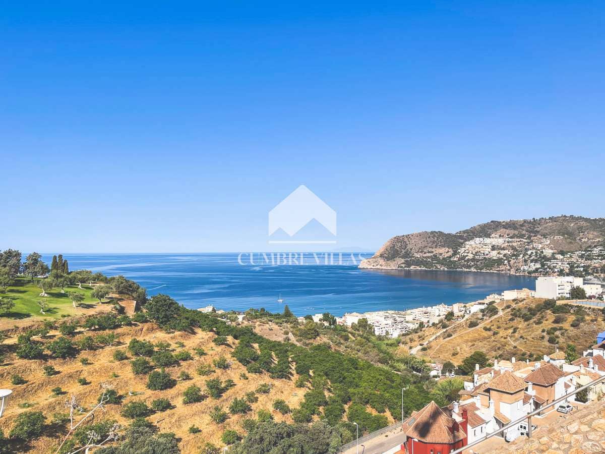 4 soverom Villa til salgs i La Herradura med svømmebasseng - € 1 395 000 (Ref: 7473736)