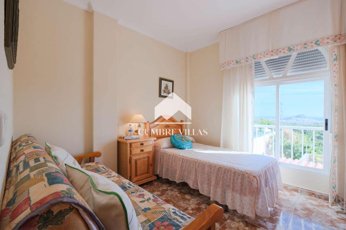 3 soveværelse Finca/Landehus til salg i Salobrena med swimmingpool garage - € 950.000 (Ref: 7864992)