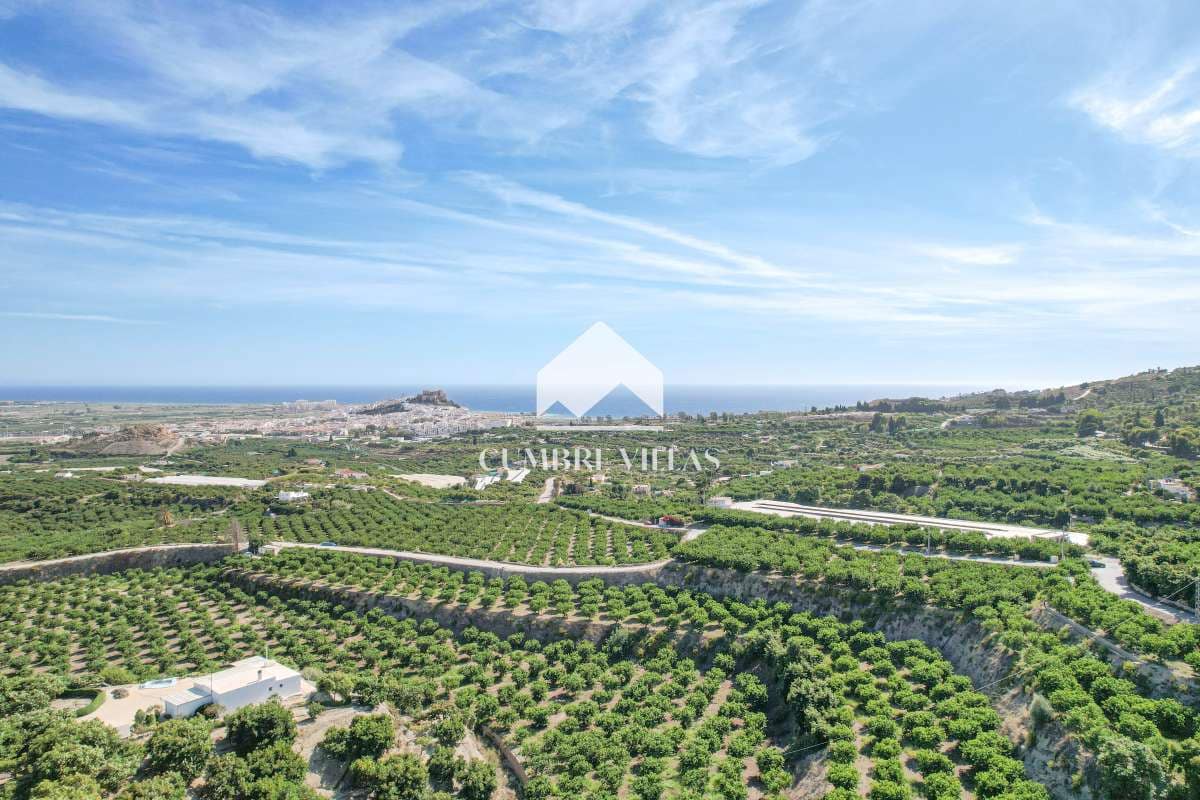 3 soveværelse Finca/Landehus til salg i Salobrena med swimmingpool garage - € 950.000 (Ref: 7864992)