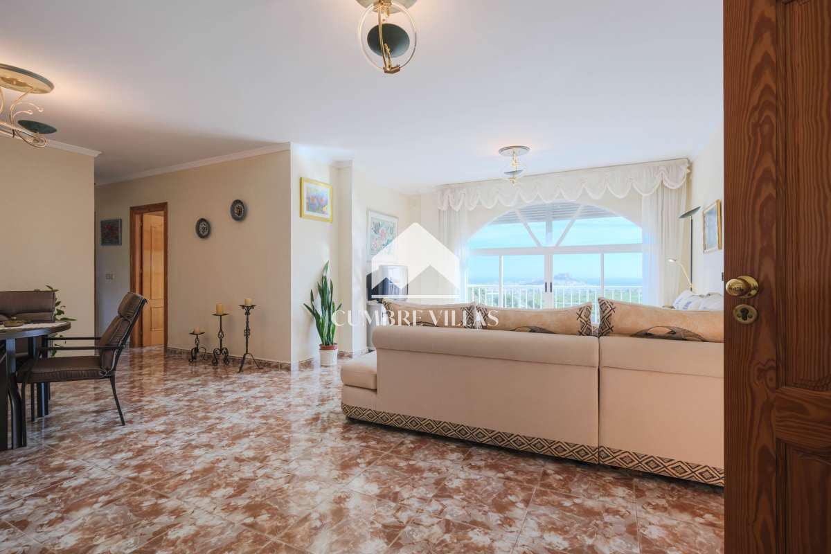 3 soveværelse Finca/Landehus til salg i Salobrena med swimmingpool garage - € 950.000 (Ref: 7864992)