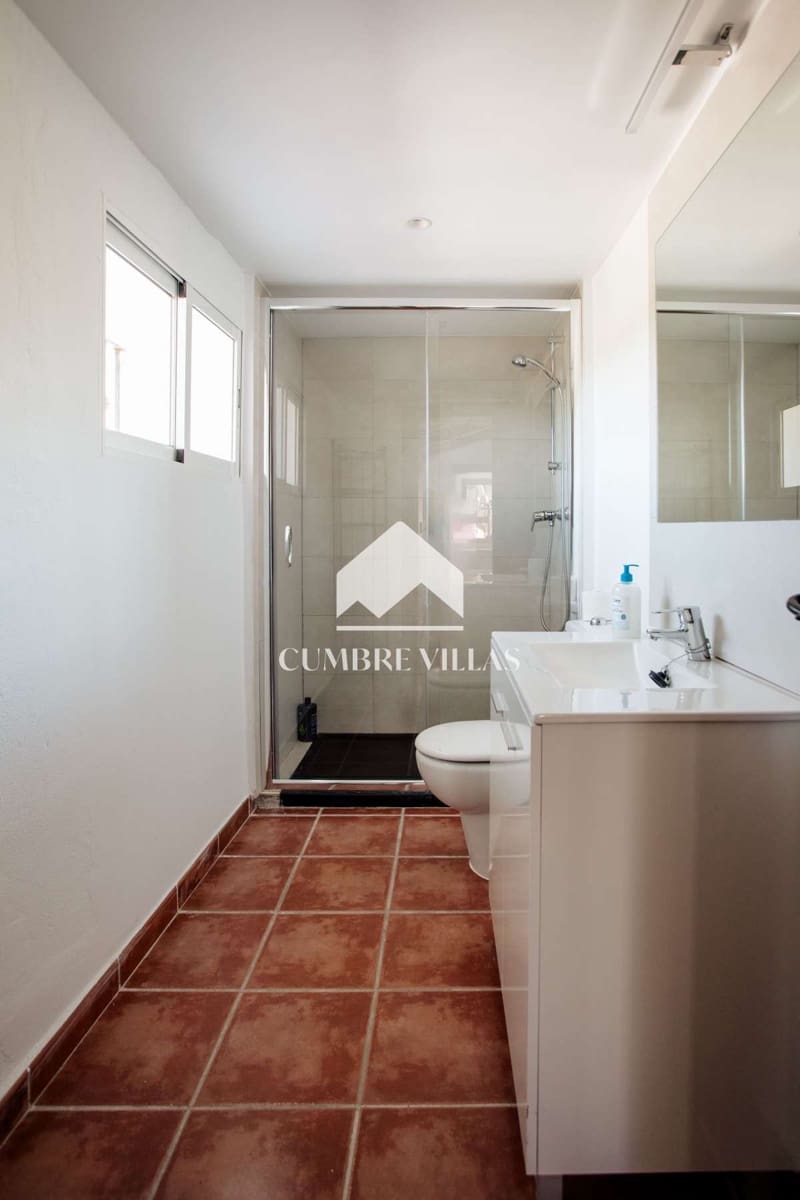 8 soverom Finca/Herregård til salgs i La Herradura med svømmebasseng - € 695 000 (Ref: 8293698)