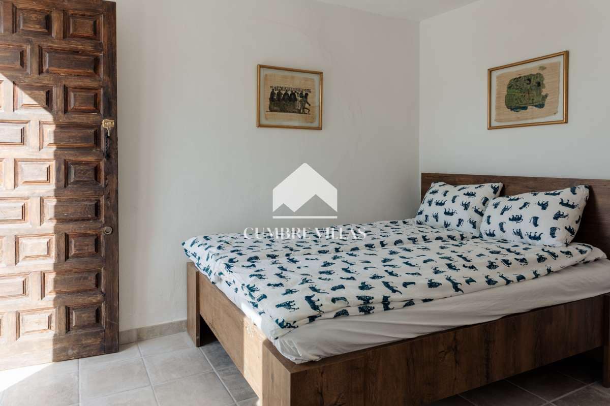 8 soverom Finca/Herregård til salgs i La Herradura med svømmebasseng - € 695 000 (Ref: 8293698)