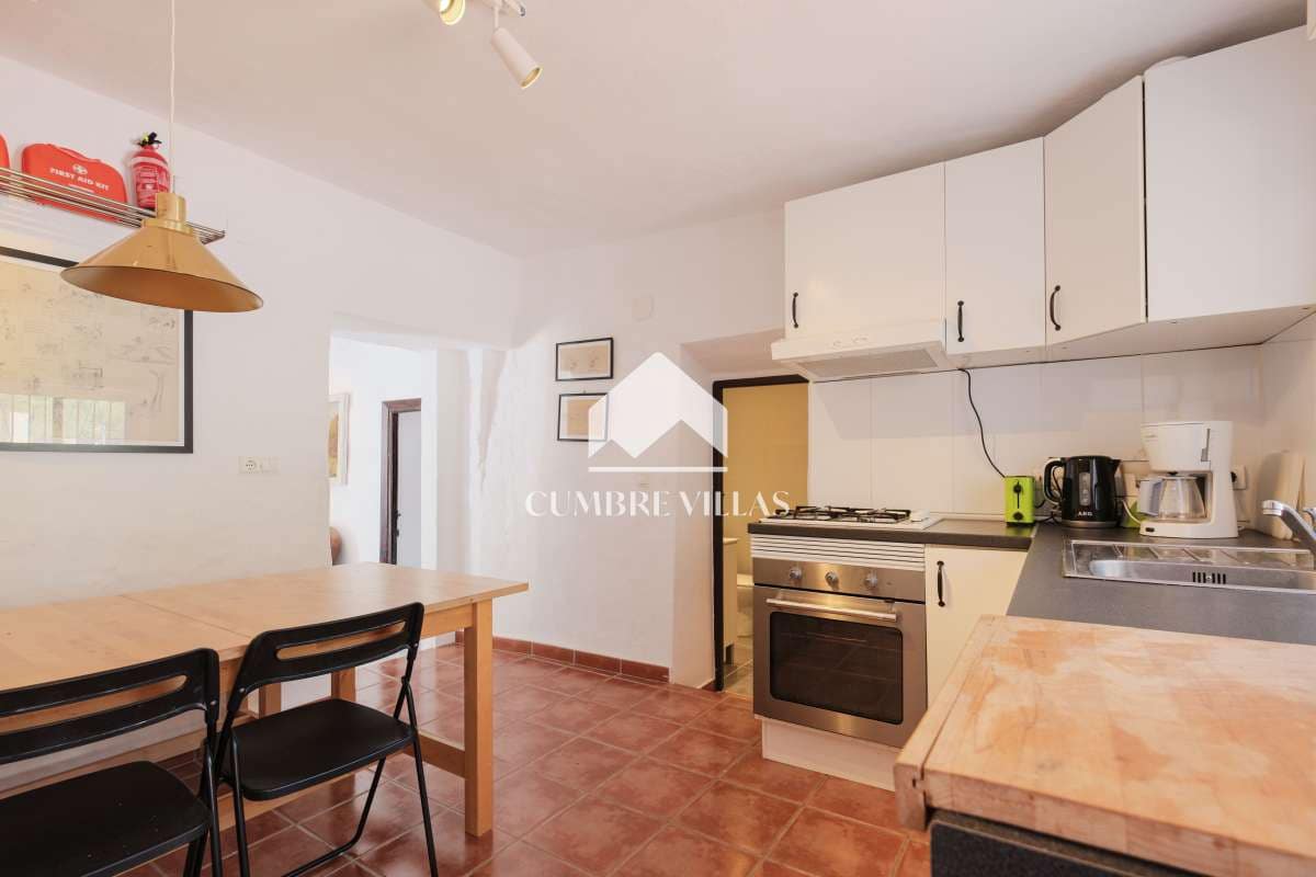 8 soverom Finca/Herregård til salgs i La Herradura med svømmebasseng - € 695 000 (Ref: 8293698)