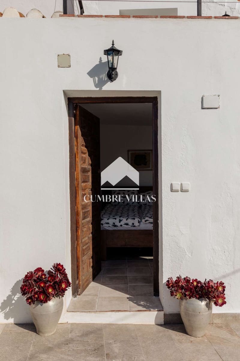 8 soverom Finca/Herregård til salgs i La Herradura med svømmebasseng - € 695 000 (Ref: 8293698)