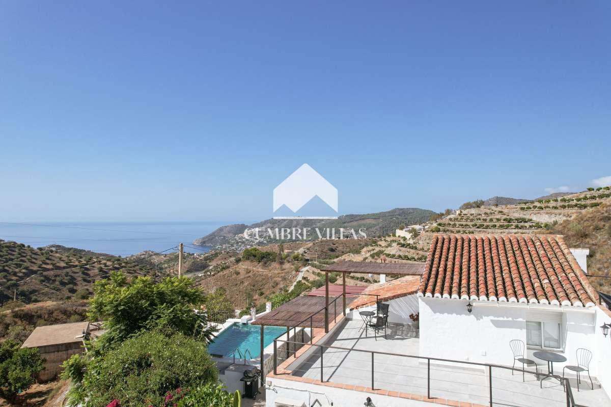 8 soverom Finca/Herregård til salgs i La Herradura med svømmebasseng - € 695 000 (Ref: 8293698)