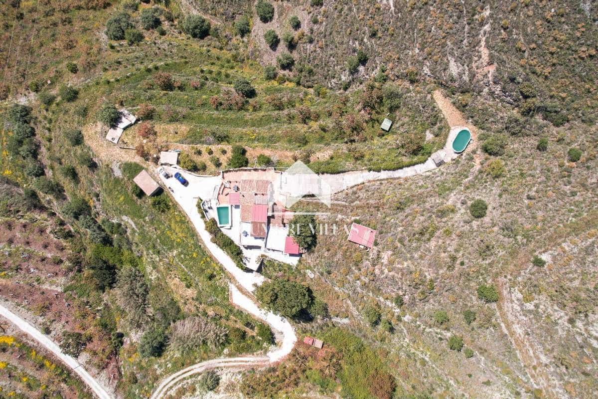 8 soverom Finca/Herregård til salgs i La Herradura med svømmebasseng - € 695 000 (Ref: 8293698)