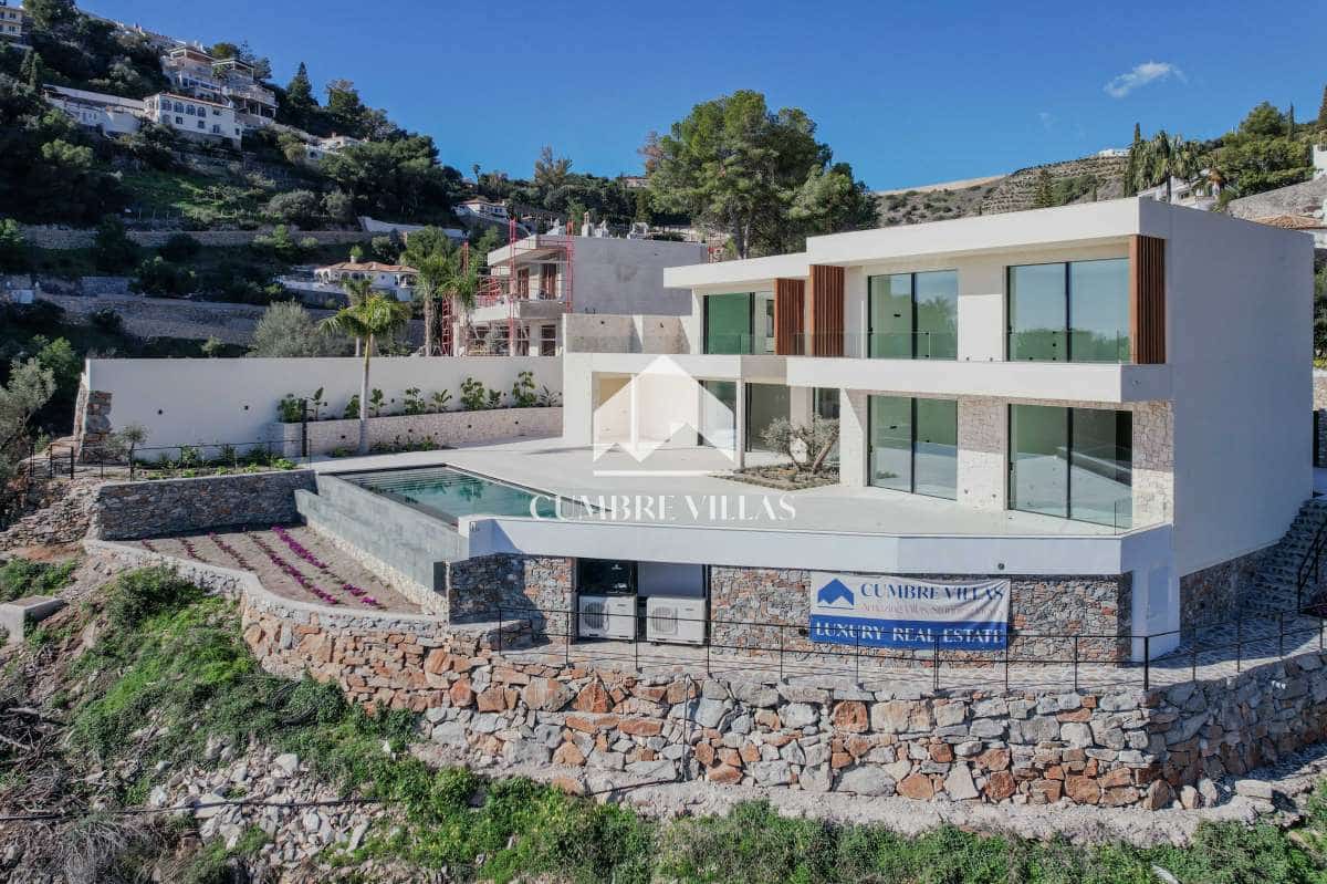 5 slaapkamer Villa te koop in Almunecar met zwembad garage - € 2.525.000 (Ref: 8315612)