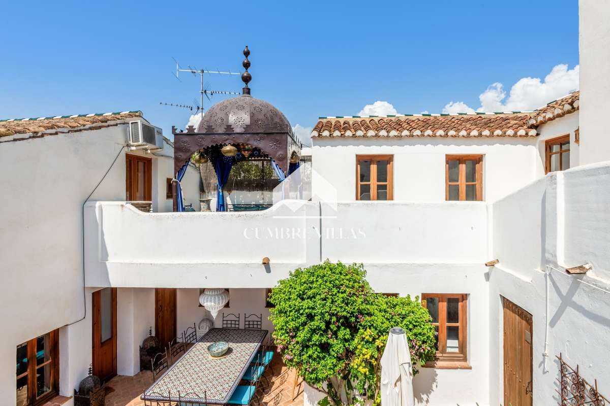 5 slaapkamer Villa te koop in Melegis met zwembad - € 625.000 (Ref: 8414818)
