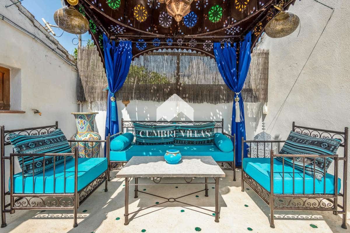 5 slaapkamer Villa te koop in Melegis met zwembad - € 625.000 (Ref: 8414818)