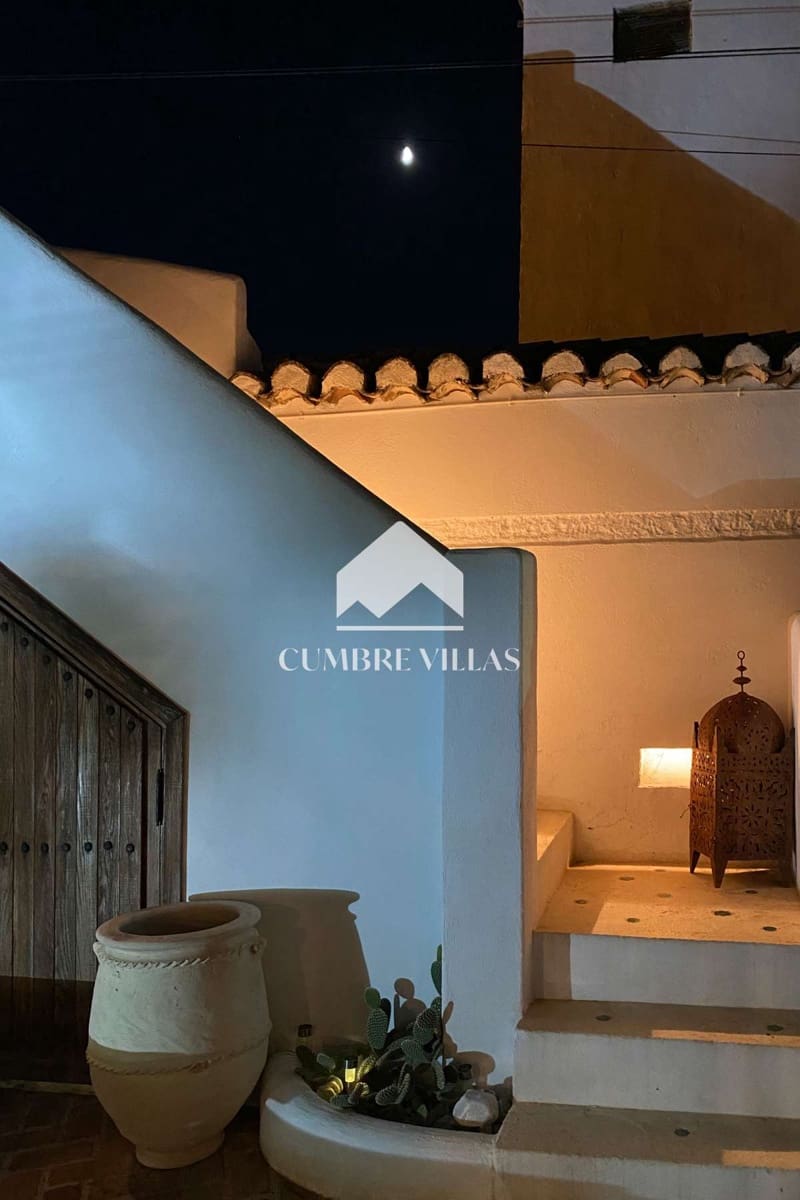 5 slaapkamer Villa te koop in Melegis met zwembad - € 625.000 (Ref: 8414818)
