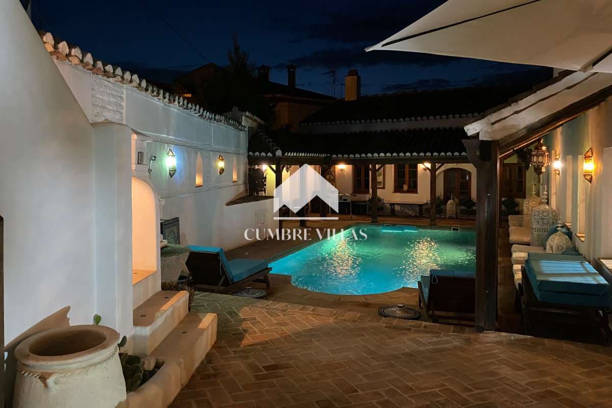 5 slaapkamer Villa te koop in Melegis met zwembad - € 625.000 (Ref: 8414818)
