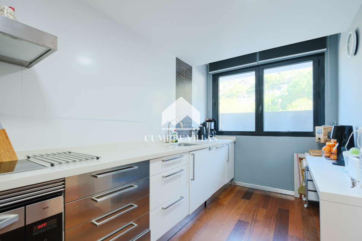 3 Zimmer Haus zu verkaufen in Almunecar mit Pool - 479.000 € (Ref: 8456589)