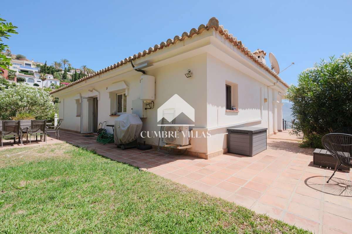 4 soveværelse Villa til salg i Salobrena med swimmingpool garage - € 695.000 (Ref: 8456590)