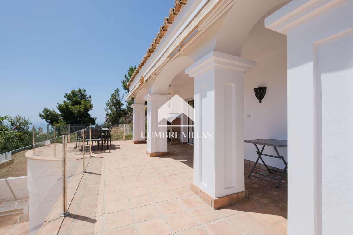 4 soveværelse Villa til salg i Salobrena med swimmingpool garage - € 695.000 (Ref: 8456590)