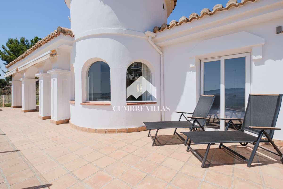 4 soveværelse Villa til salg i Salobrena med swimmingpool garage - € 695.000 (Ref: 8456590)