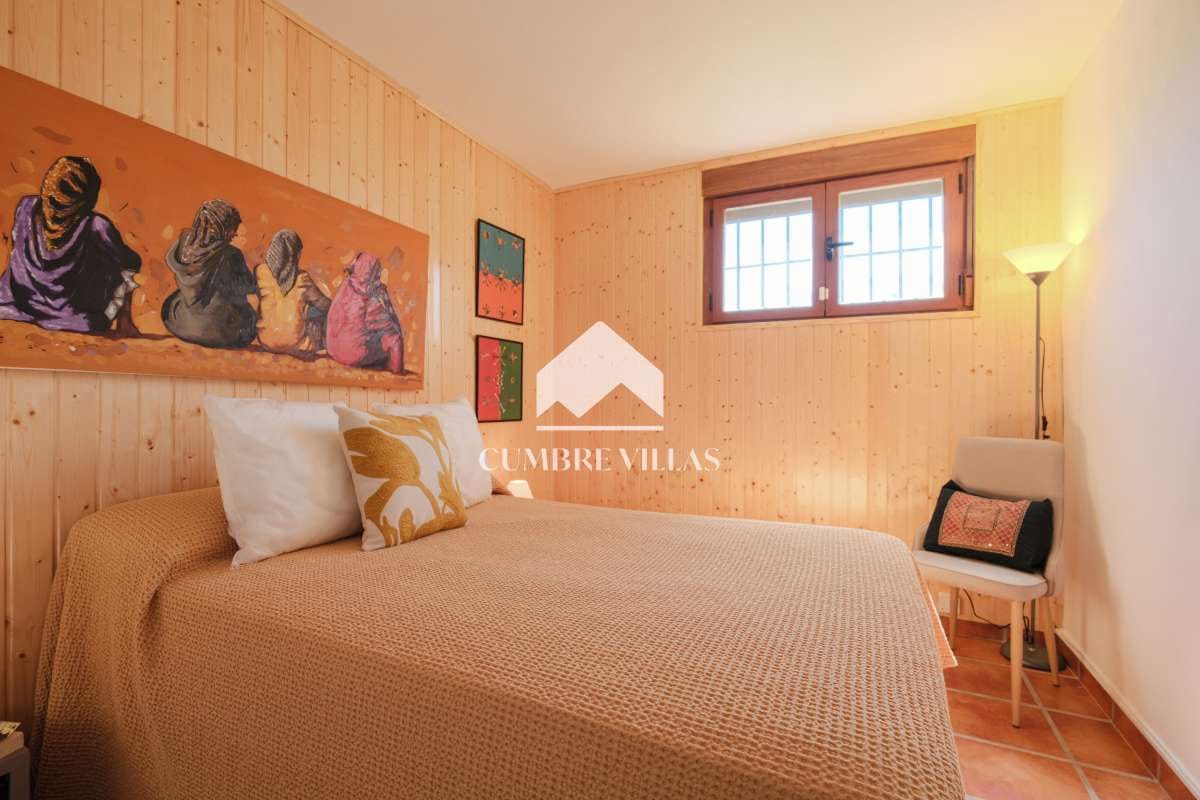 3 soveværelse Finca/Landehus til salg i Otivar med swimmingpool - € 395.000 (Ref: 8509852)