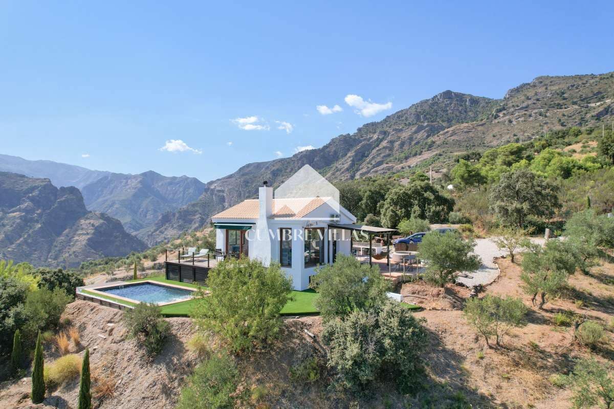 3 soveværelse Finca/Landehus til salg i Otivar med swimmingpool - € 395.000 (Ref: 8509852)