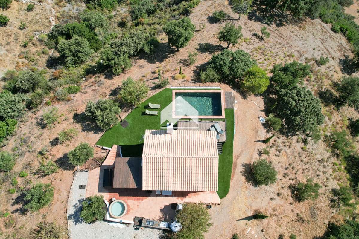3 soveværelse Finca/Landehus til salg i Otivar med swimmingpool - € 395.000 (Ref: 8509852)