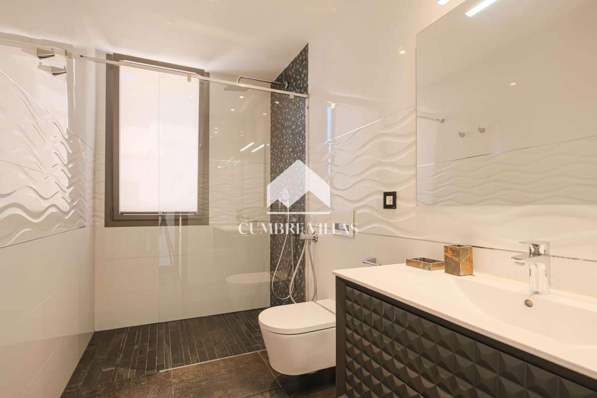 5 soveværelse Villa til salg i Salobrena med swimmingpool - € 1.950.000 (Ref: 8528970)