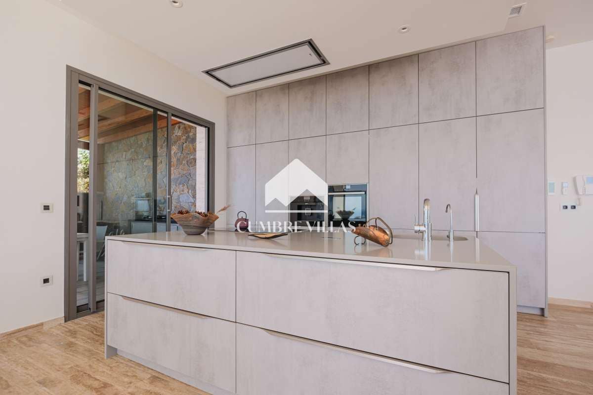 5 soveværelse Villa til salg i Salobrena med swimmingpool - € 1.950.000 (Ref: 8528970)