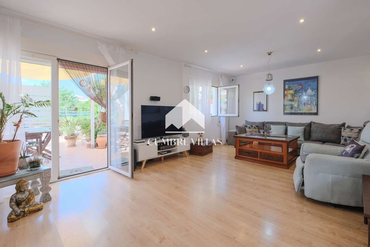 4 soveværelse Byhus til salg i Lobres med swimmingpool garage - € 358.000 (Ref: 8533501)