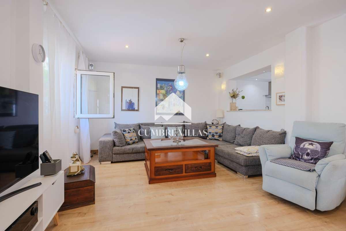 4 soveværelse Byhus til salg i Lobres med swimmingpool garage - € 358.000 (Ref: 8533501)