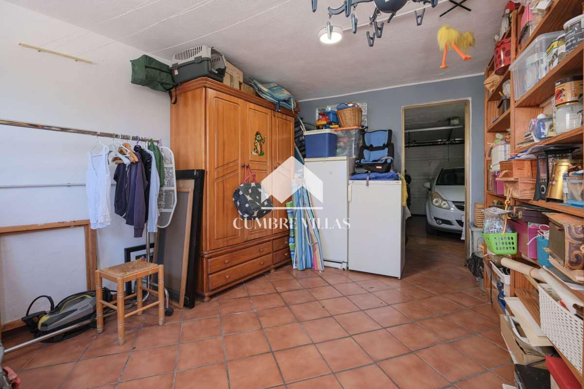 4 soveværelse Byhus til salg i Lobres med swimmingpool garage - € 358.000 (Ref: 8533501)