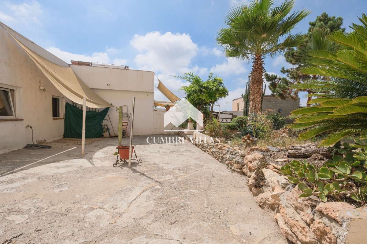 4 soveværelse Byhus til salg i Lobres med swimmingpool garage - € 358.000 (Ref: 8533501)