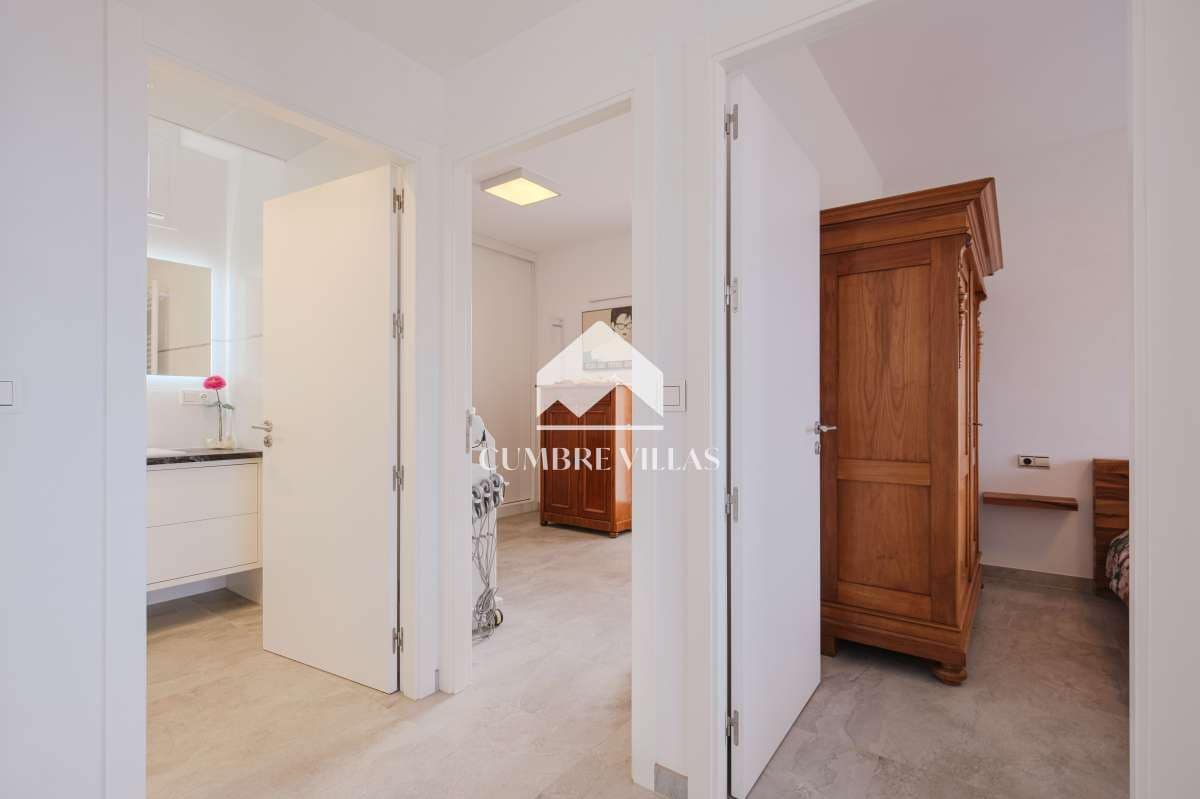 4 soverom Villa til salgs i Salobrena med svømmebasseng - € 879 000 (Ref: 8619663)