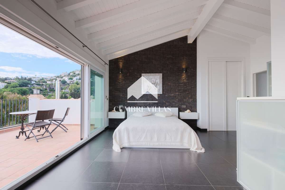 4 soverom Villa til salgs i Salobrena med svømmebasseng - € 879 000 (Ref: 8619663)