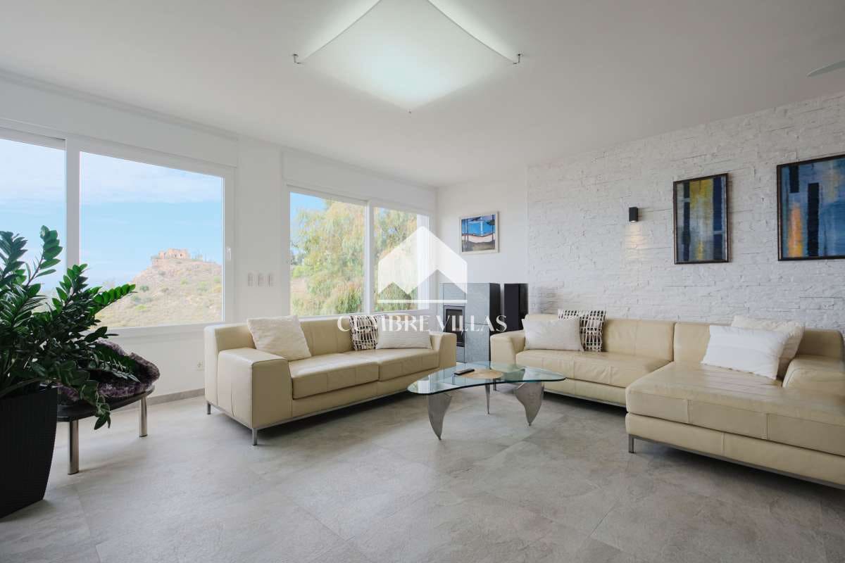 4 soverom Villa til salgs i Salobrena med svømmebasseng - € 879 000 (Ref: 8619663)