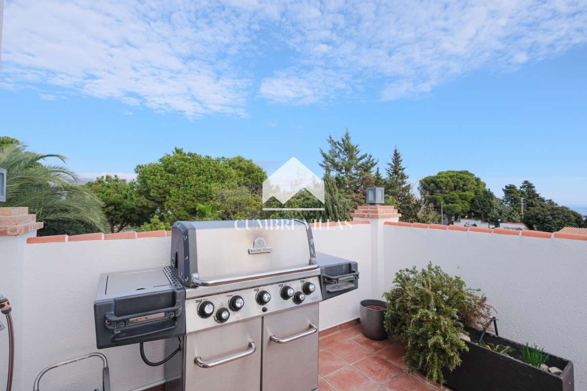 4 soverom Villa til salgs i Salobrena med svømmebasseng - € 879 000 (Ref: 8619663)